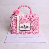 W1.f CHANEL - Women Birthday Cakes - WILTON PATISSERIE